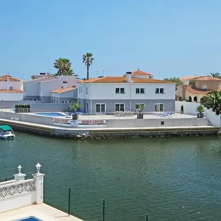 Costa Canal Villa Empuriabrava